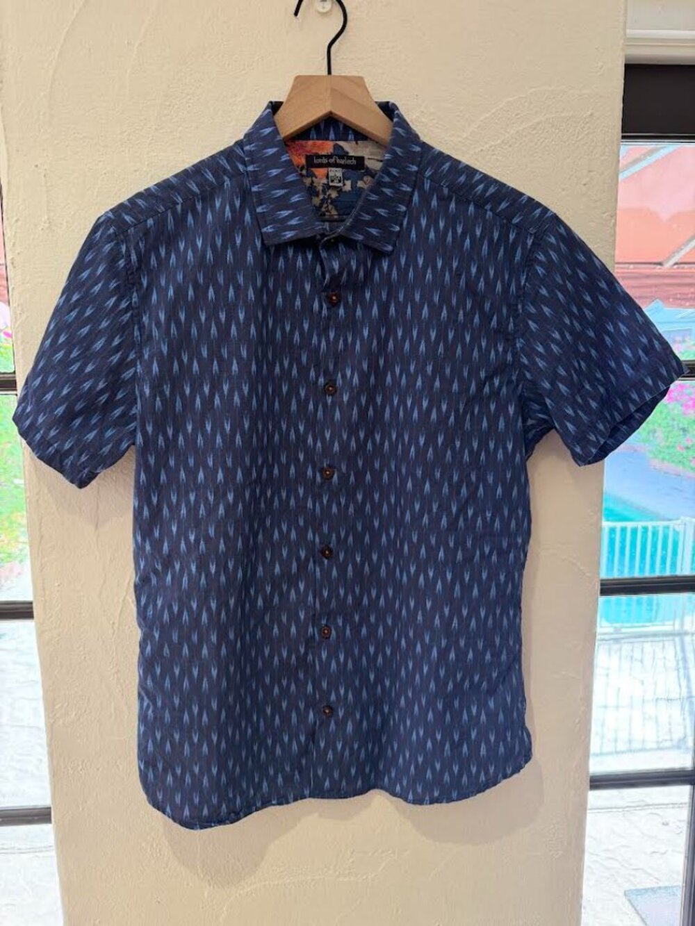 Lords of Harlech Men's Short Sleeve Button Down Medium Navy